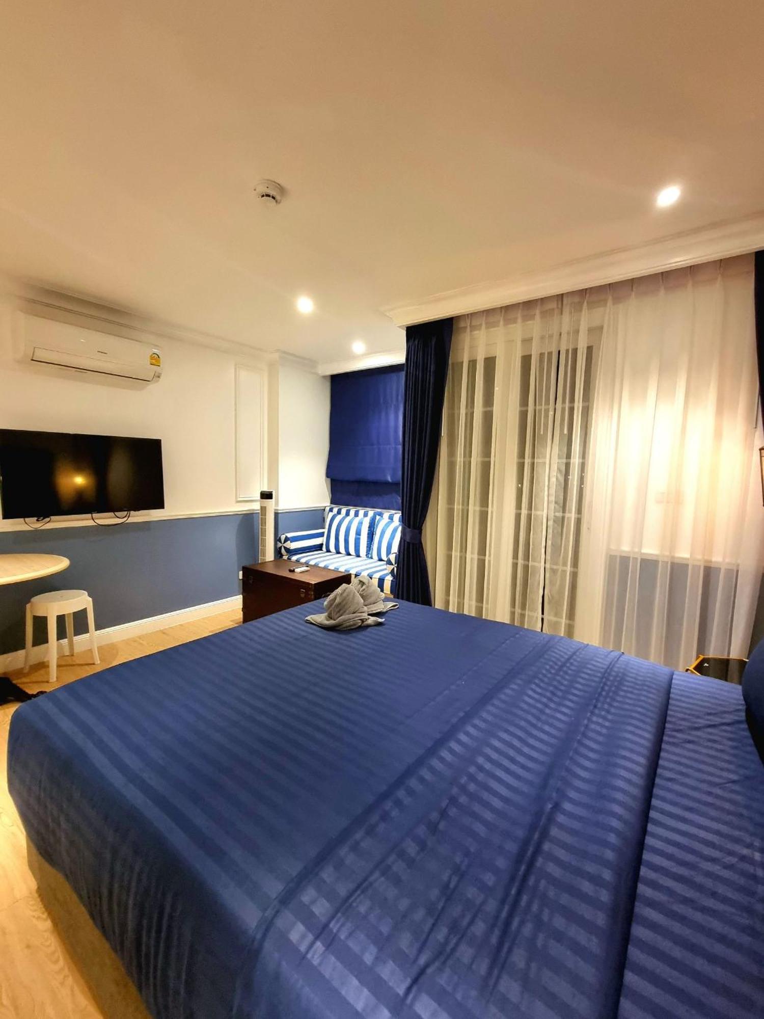 Seven Seas Cote D'Azur Resort Jomtien Na Chom Thian Exterior photo